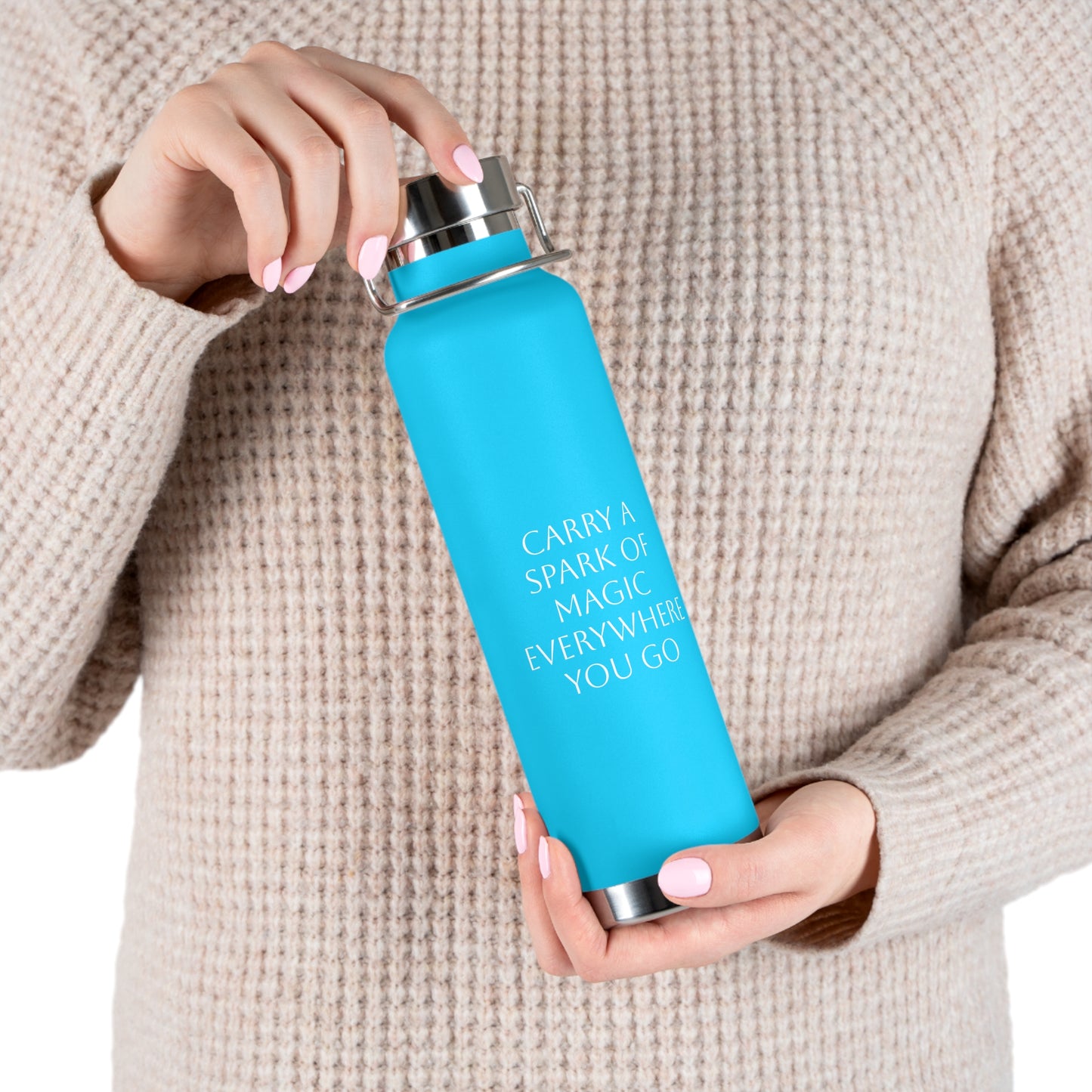 Magical Copper Insulated Bottle – 22oz of Temperature Perfection